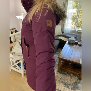 Women’s Columbia Warm Winter Jacket - Size Medium